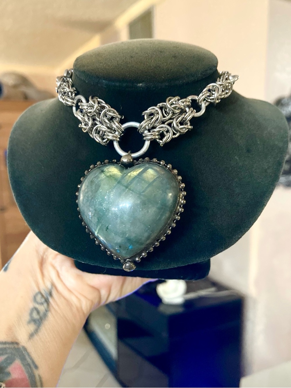 Genuine iridescent labradorite gemstone heart shape charm boho choker necklace . - Picture 8 of 16